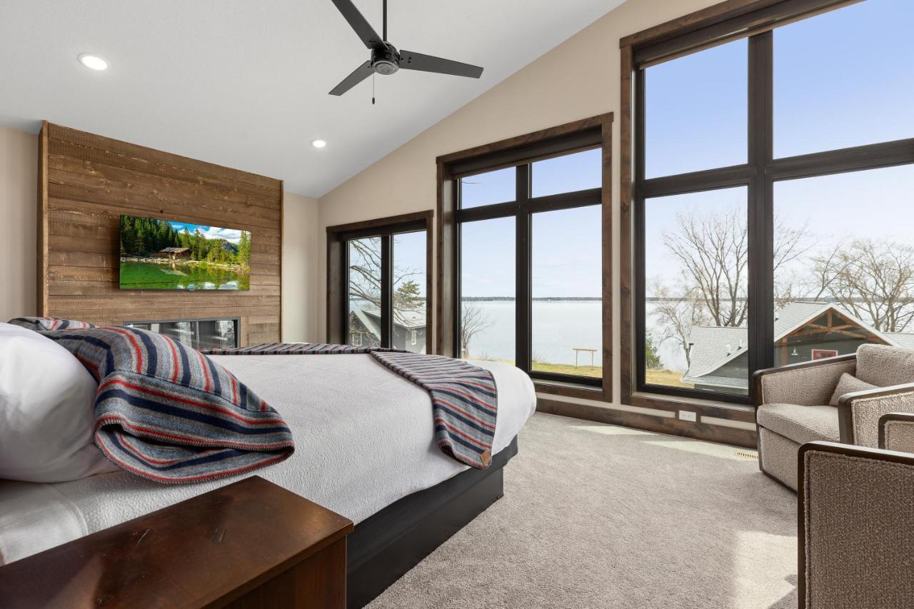 Quarterdeck Resort Nisswa エクステリア 写真