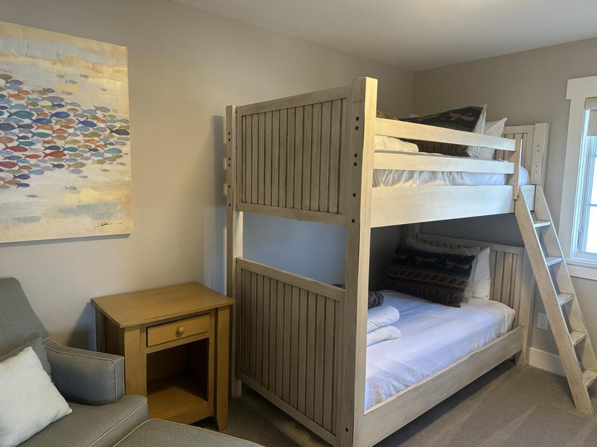 Quarterdeck Resort Nisswa エクステリア 写真
